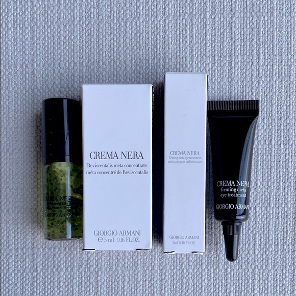 Giorgio Armani Crema Nera reviscentalis concentrate &firming Eye Treatment